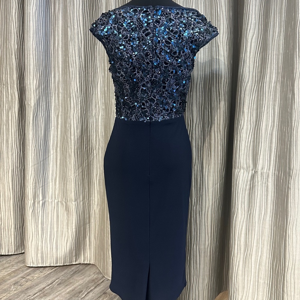 Short navy embellished top dress
